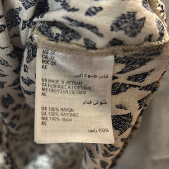 JM Collection Cheetah Animal Print Flowy Sleeves Top Blouse Size 3X - Picture 8 of 9